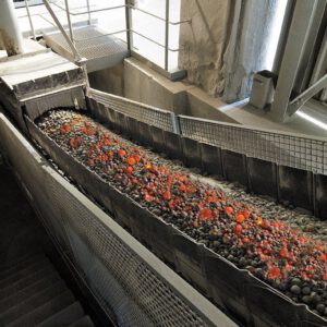 AUMUND Pan Conveyor for clinker handling